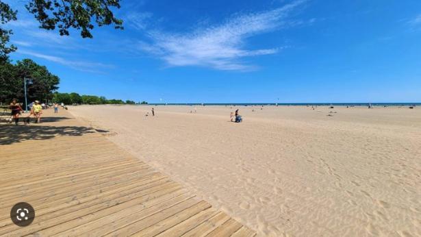 Stunning Rooms In Townhouse Across The Beach Toronto Exteriér fotografie